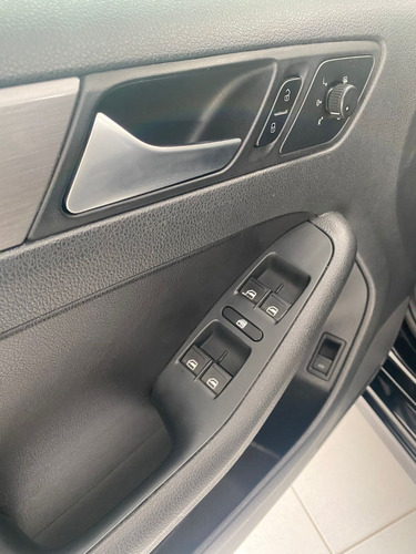 Imagem 10 de 12 de Vw / Jetta 2.0 Tsi