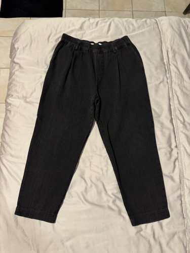 Pantalón Color Negro Zara Talla 32 (Usado)