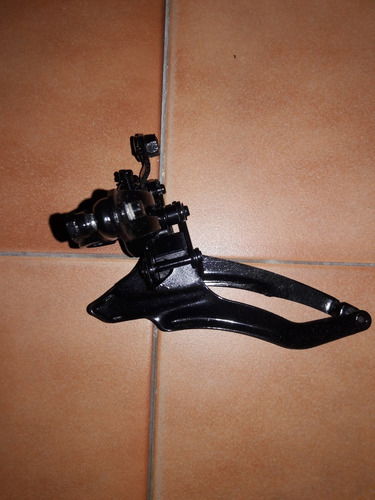 Imagen 3 de 3 de Descarrilador O Cambio Delantero Miura Bicicleta (8$)