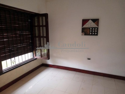 Ph En Venta 2 Ambientes - Barrio San José, Con Patio Y Piscina