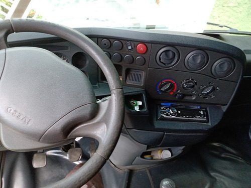 Imagem 11 de 15 de Iveco Iveco 35s14