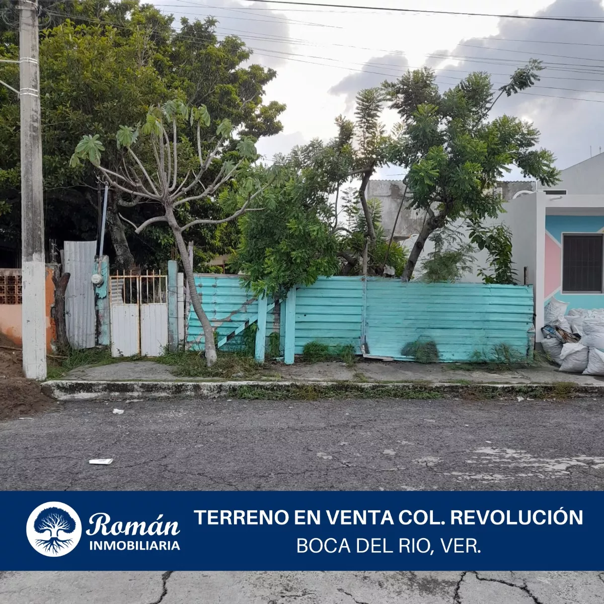 Terreno En Venta Col. Revolución, Boca Del Rio, Ver. Cerca De La Avenida Lazaro Cardenas Y Cerca De La Parada Del Autobus