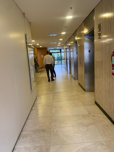 Oficina En Alquiler | Arenales 707 | Retiro