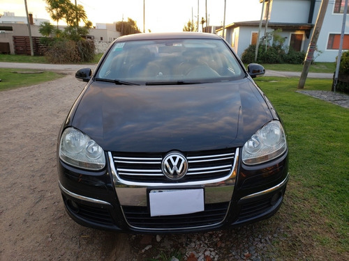 Volkswagen Vento 2.5 Luxury Tiptronic 170cv 2010