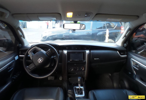 Imagen 19 de 25 de Toyota Fortuner