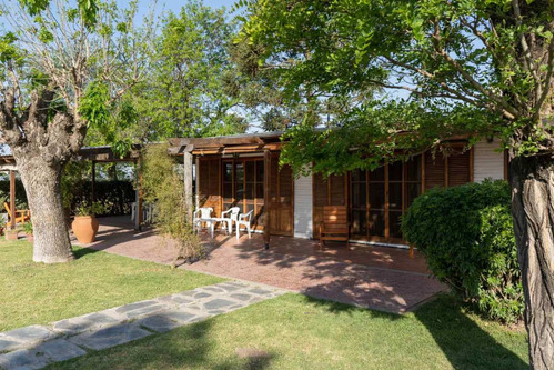 Imagen 3 de 21 de Casa En Venta En Ramallo 4 Dormitorios, Cordoba 44