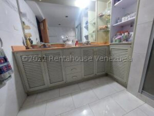 #25-7148 Espectacular Y Amplio Apartamento En Terrazas Del Avila