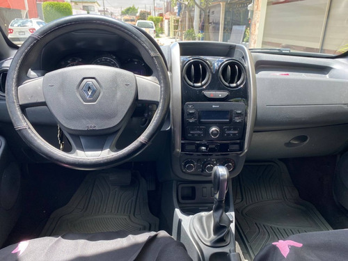 Imagen 11 de 15 de Renault Duster Zen 2.0 2019