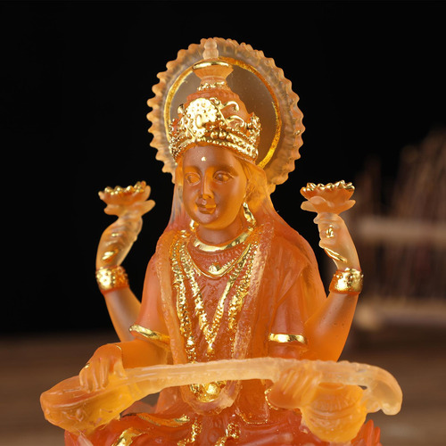 Saraswati Hindú Sentado En Figuras De Loto Naranja