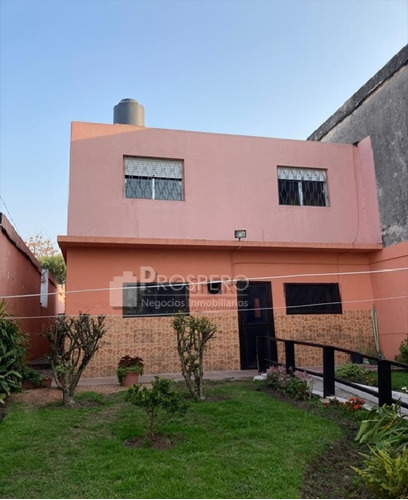 877 Venta Casa 4 Dorm Cerrito ,  2 Plantas Con Gran Fondo, Patio,