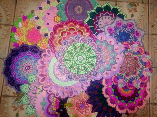 Mandalas Coloreados De Papel 17 Cm Geometricos 17 Estampas (Usado)