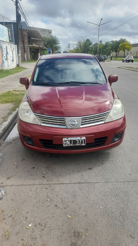 Nissan Tiida 1.8 Visia