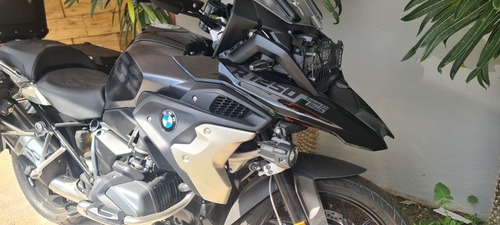 Imagen 3 de 4 de Bmw Gs 1250 Triple Black