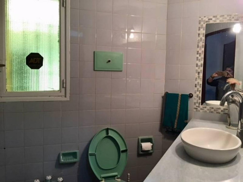 Casa Colonial Impecable En Un Lindo Lote Parquizado En Venta