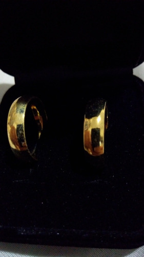 Lindo Par De Alianças Banhadas A Ouro 18k Grossa Top