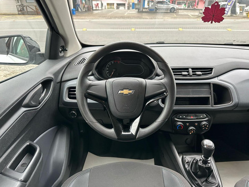 Chevrolet Onix Joy Hatch 1.0 8v Flex 5p Mec.