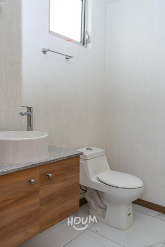 Casa En Toluquilla, San Pedro Tlaquepaque Con 2 Recámaras, 81 M², Id: 76452