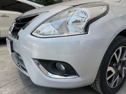Nissan Versa 1.6 Exclusive At