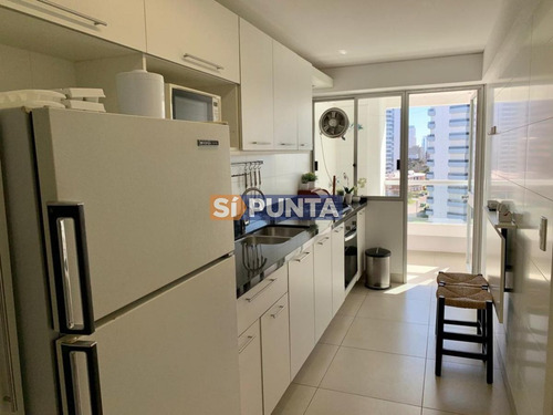 Imagen 4 de 12 de Apartamento En Brava Con 2 Dormitorios