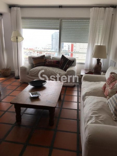 Venta Apartamento 3 Dormitorios, Peninsula, Punta Del Este- Ref: 674