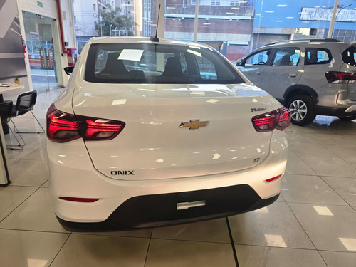 Chevrolet Onix plus 1.0 Lt
