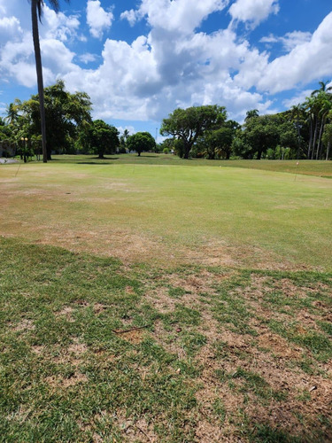 Vendo Hermoso Terreno De Aproximada 1,260 Metros Cuadrado A 300 Metros De La Playa Ubicado En El Proyecto Turístico Costambar, Puerto Plata República Dominicana