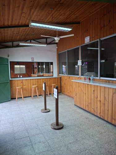 Local Comercial Equipado Para Panadería Con Dpto Interior