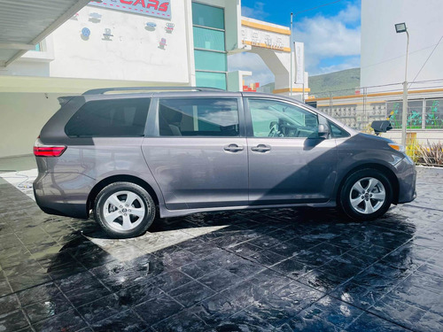 Imagen 5 de 15 de Toyota Sienna 2019 3.5 Le At