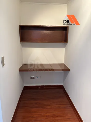 Tu Oportunidad En Santiago - Remodelado, Y Listo Para Vivir