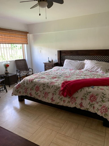 22-17389 Penthouse, Vista Panoramica. Ascensor Directo. Terraza Con Jacuzzi.