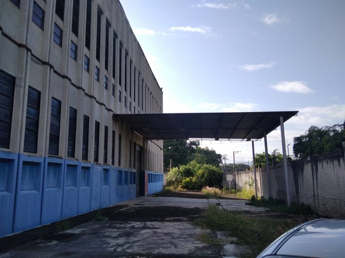 Imagen 3 de 7 de Se Vende/ Alquila Galpón 7000m² Guarenas