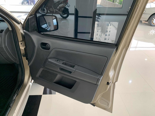 Imagen 13 de 14 de Ford Eco Sport 2.0