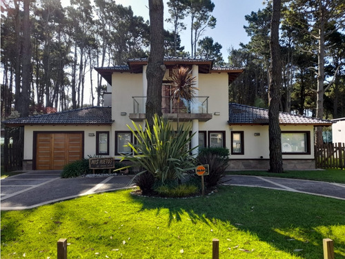 Pinamar - Casa Los Nietos - Moderna Y Funcional