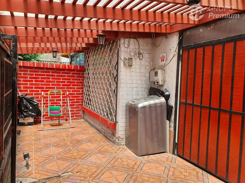Vendo Casa Dos Pisos 3d 2b 2e 87m2 Const 91m2 Terr Excelente