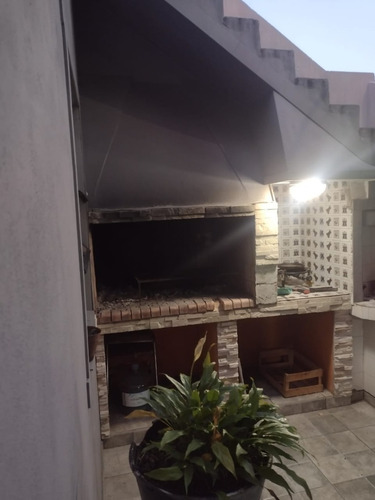 Imagen 4 de 10 de Venta - Casa En Lote Propio 4 Amb - Zavatarro 4292 - Santos Lugares.