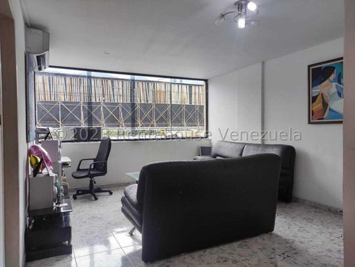 Apartamento En Venta Bello Monte 23-33194