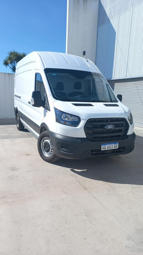 Ford Transit 2.2 Furgon Largo 350l