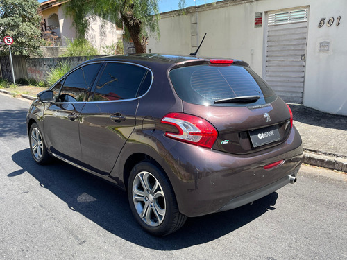 Peugeot 208 1.6 16v Griffe Flex Aut. 5p