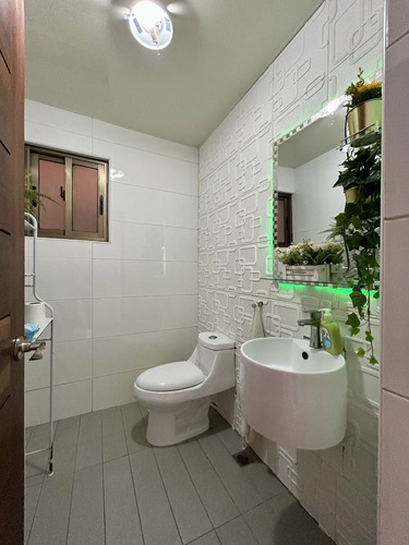 Se Vende Apartamento De 3 Habitaciones A Solo Pasos Del Mirador Sur