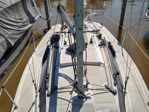 Velero 23 Pies