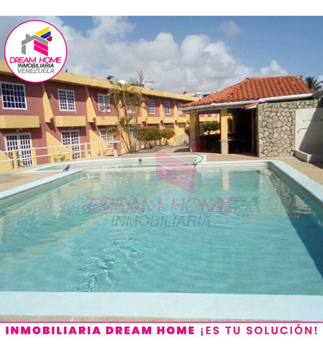 Tonwhouse En Venta Conjunto Vacacional Aguila Marina Iii - Chichiriviche