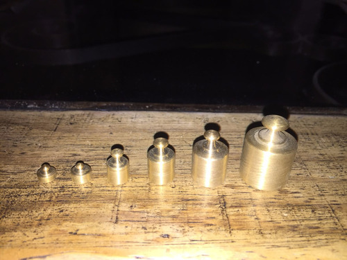 Imagen 1 de 2 de Pesas De Bronce Unitarias O Coleccion