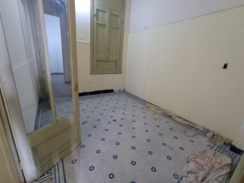 Imagen 4 de 9 de Oficinas -apto Al Frente De 4 Ambientes, 2 Baños Y Cocina