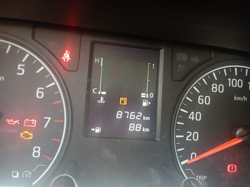 Urvan 2022 15 Pasajeros Gasolina Estándar