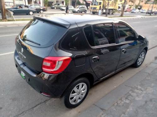 Imagem 12 de 15 de Renault Sandero 2017 1.0 16v Expression Hi-flex 5p