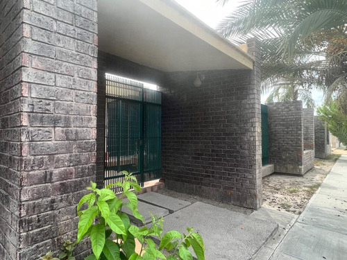 Casa En Venta En El Campestre, Gómez Palacio, Durango
