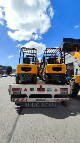 Imagen 4 de 16 de Autoelevador Liugong Diesel 2500kg Nuevo 0km