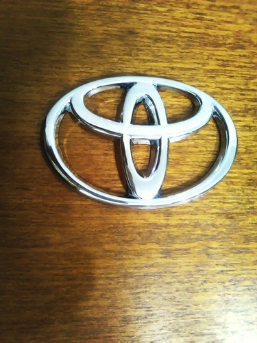 Emblema Cromado De Compuerta Para Toyota Corolla 2009/14