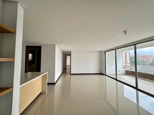 Apartamento Para La Venta En El Poblado