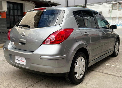 Nissan Tiida 1.8 Visia